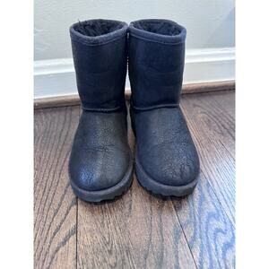 UGG Classic Short II Waterproof Boots Black Kids Sz 11c NEW